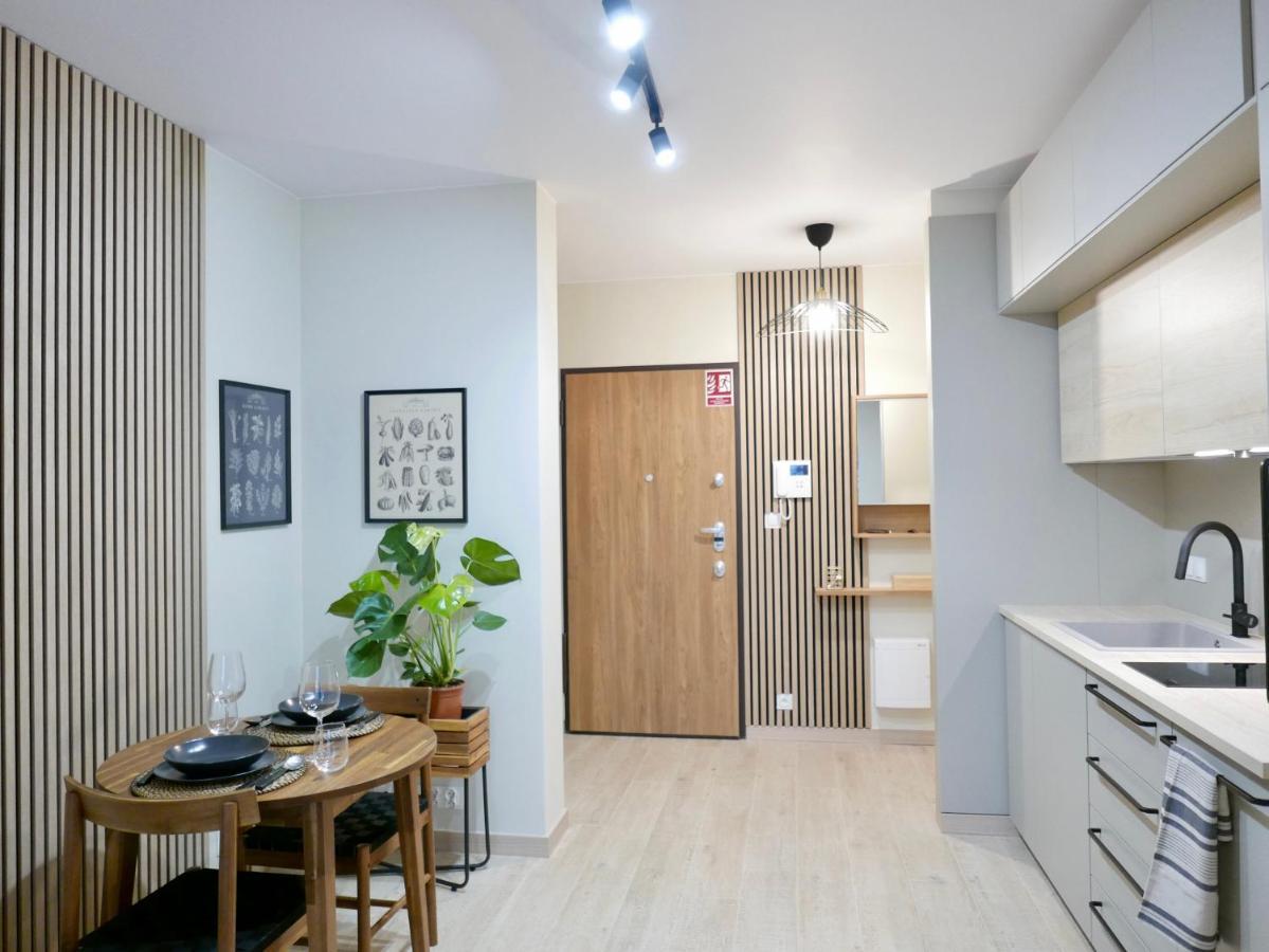C53 Apartment Варшава Екстериор снимка