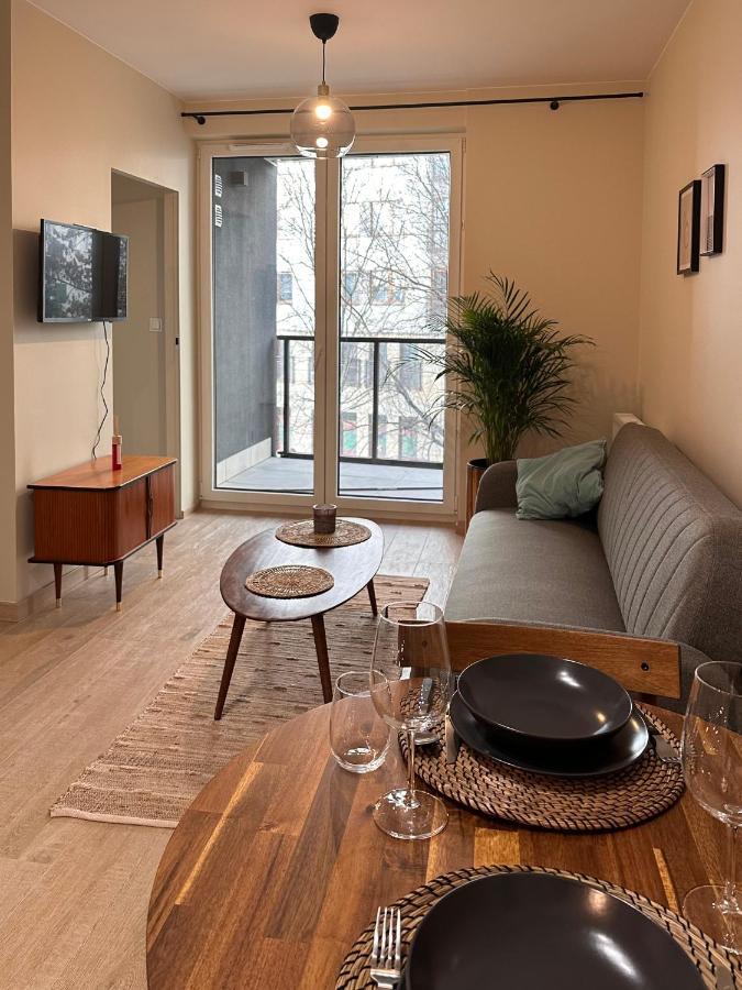 C53 Apartment Варшава Екстериор снимка